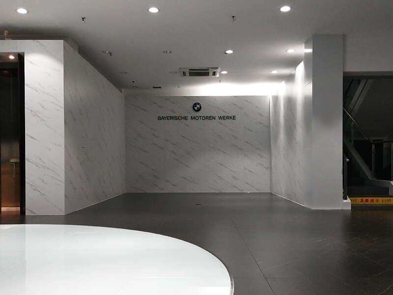 BMW宝马巡展.jpg